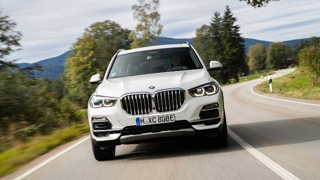 2021 BMW X5 xDrive45e Gets A Lot of Improvements New