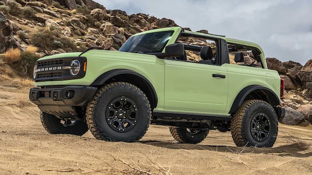 2022 Ford Bronco Raptor Spied and It Looks Off-Road Ready New