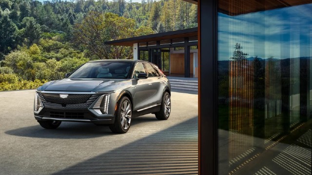 2023 Cadillac Lyriq to Offer 300 Miles of Driving Range New