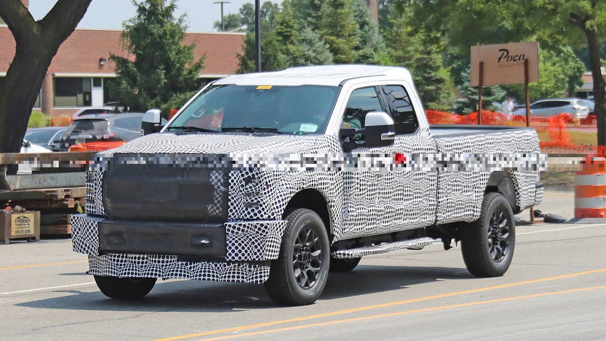 2022 Ford F-250 Super Duty First Look, Mild Redesign Present