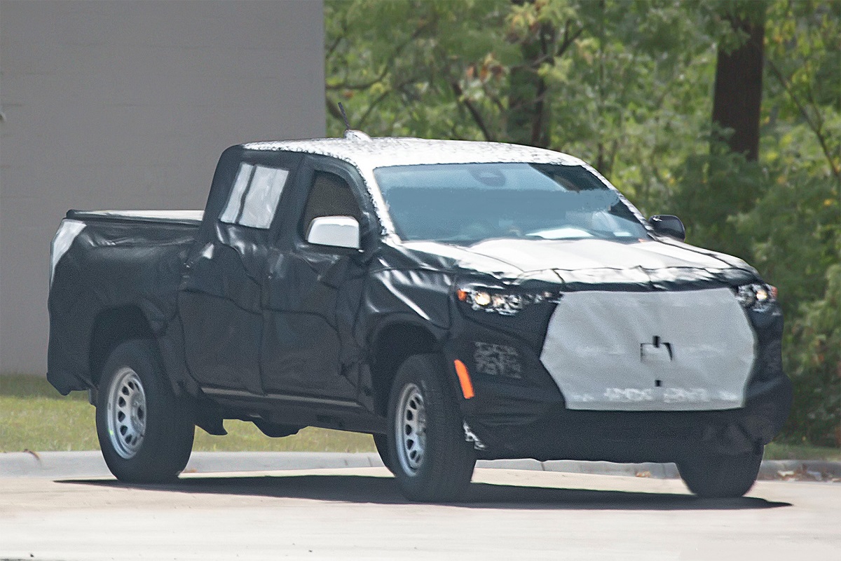 2023 Chevrolet Colorado Caught Testing for the First Time