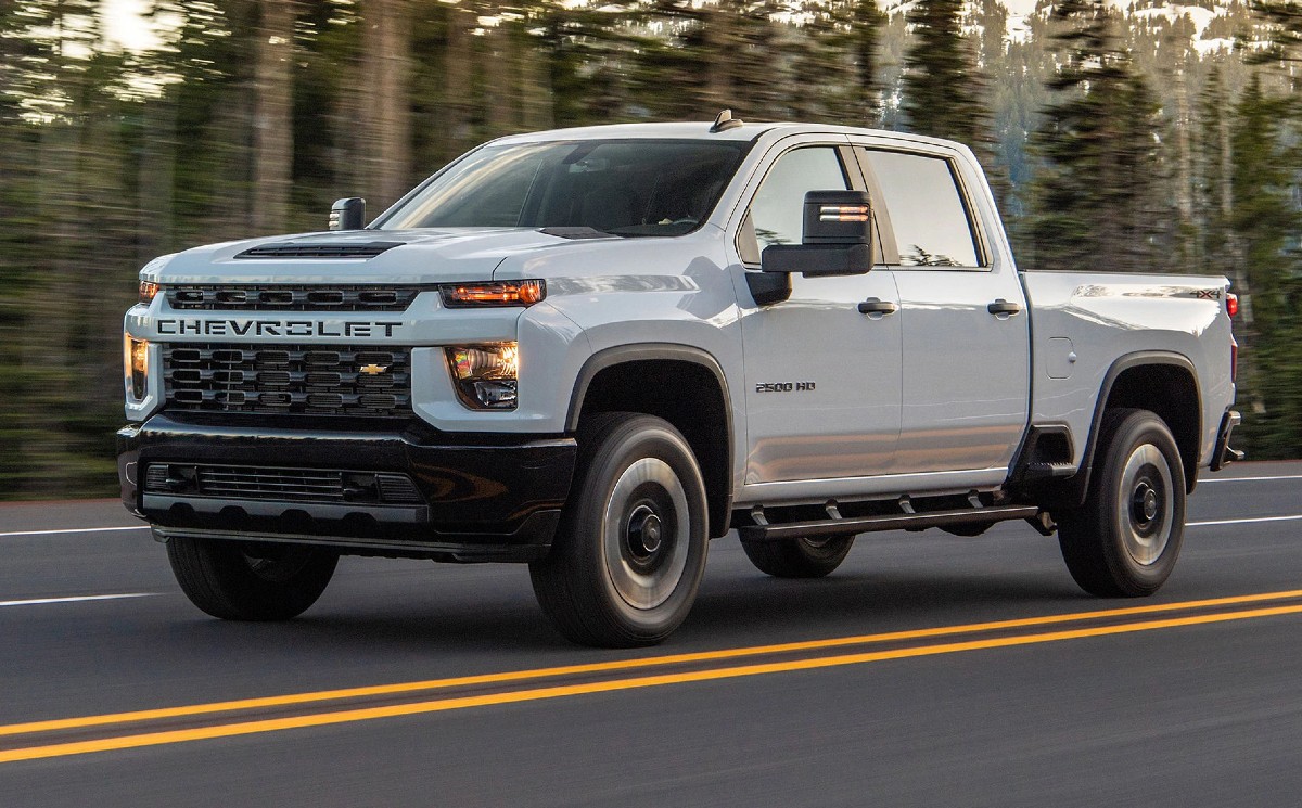 2022 Chevy Silverado HD Testing Mule Spied