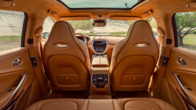2025 Aston Martin DBX interior