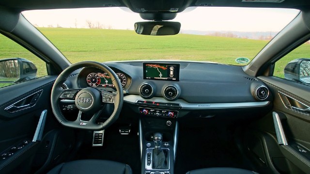 2023 Audi Q2 interior