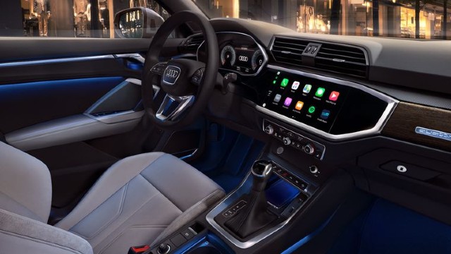 2023 Audi Q3 interior