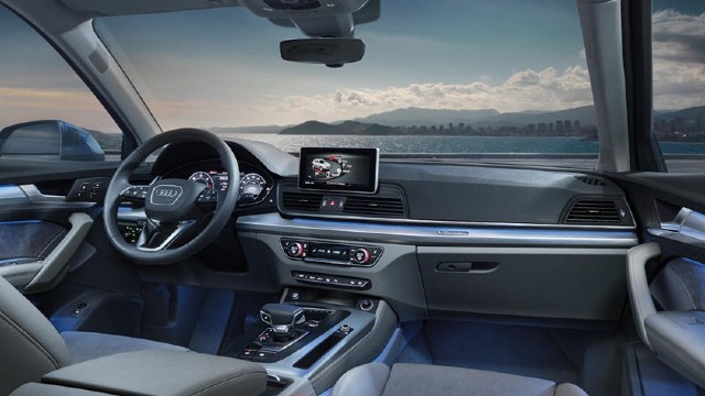 2023 Audi Q5 Sportback interior