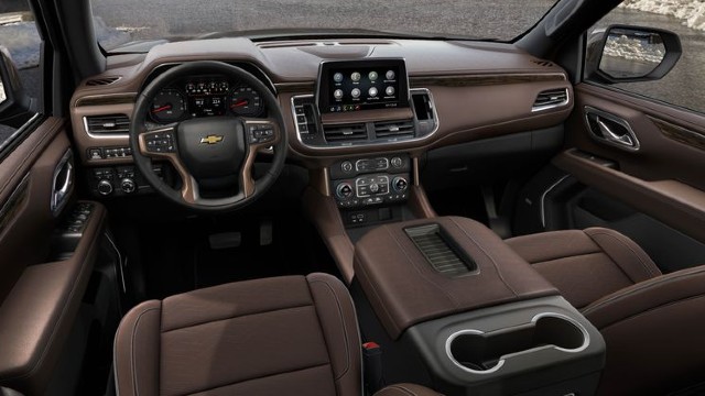 2024 Chevrolet Suburban interior