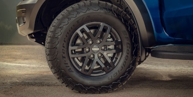 2023 Ford Ranger Raptor wheels