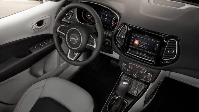 2023 Jeep Grand Compass interior