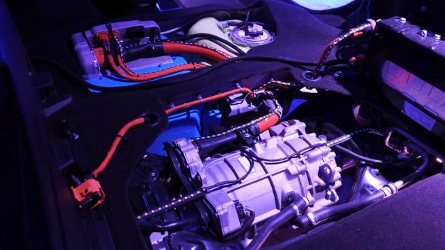 2023 Jeep Renegade PHEV motor