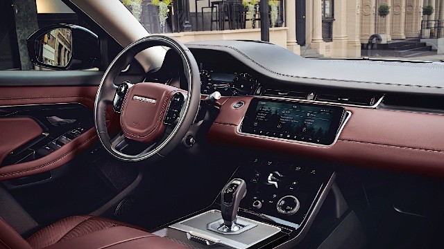 2023 Range Rover Evoque interior