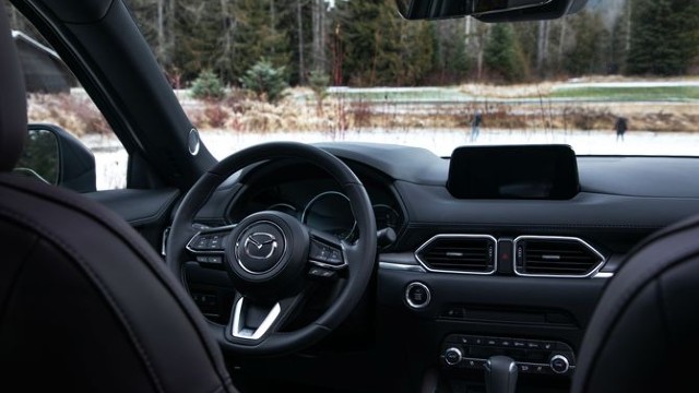 2023 Mazda CX-5 interior