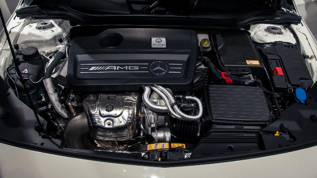 2023 Mercedes-AMG GLA 45 engine