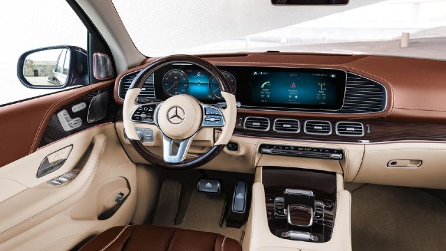 2024 Mercedes-Maybach GLS600 interior