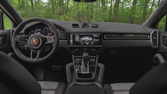 2023 Porsche Cayenne GTS Coupe interior