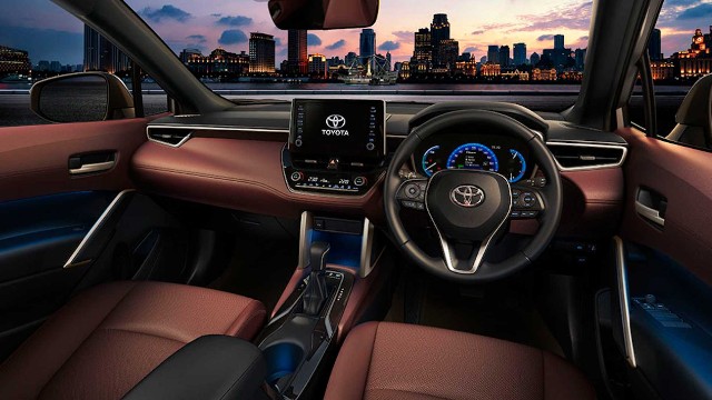 2024 Toyota Corolla Cross interior