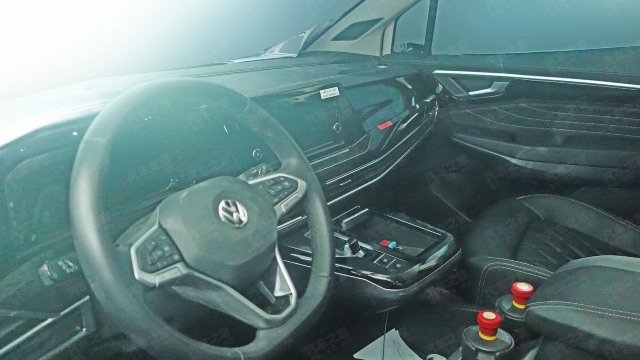 2023 VW SMV interior