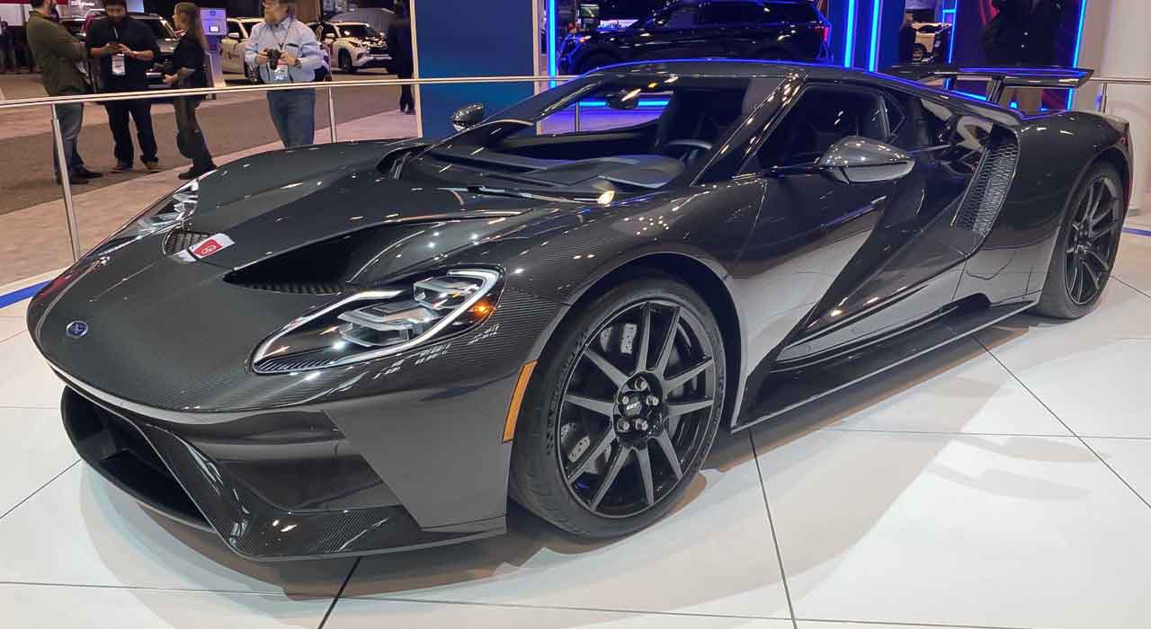 New 2025 Ford GT Reviews, Price, and Specs