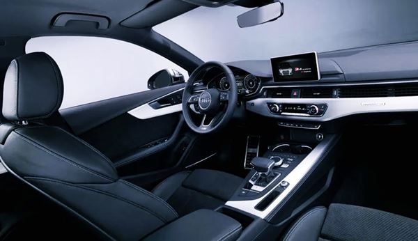 2023 Audi S4 Interior