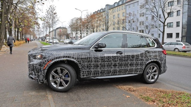 2023 BMW X5 facelift