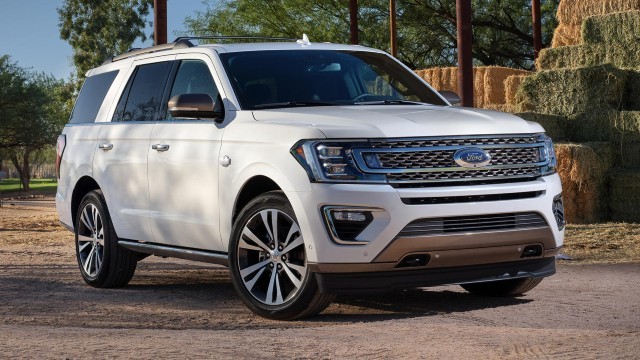 2023 Ford Expedition white