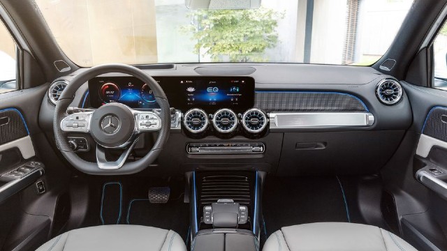 2023 Mercedes-Benz EQB interior
