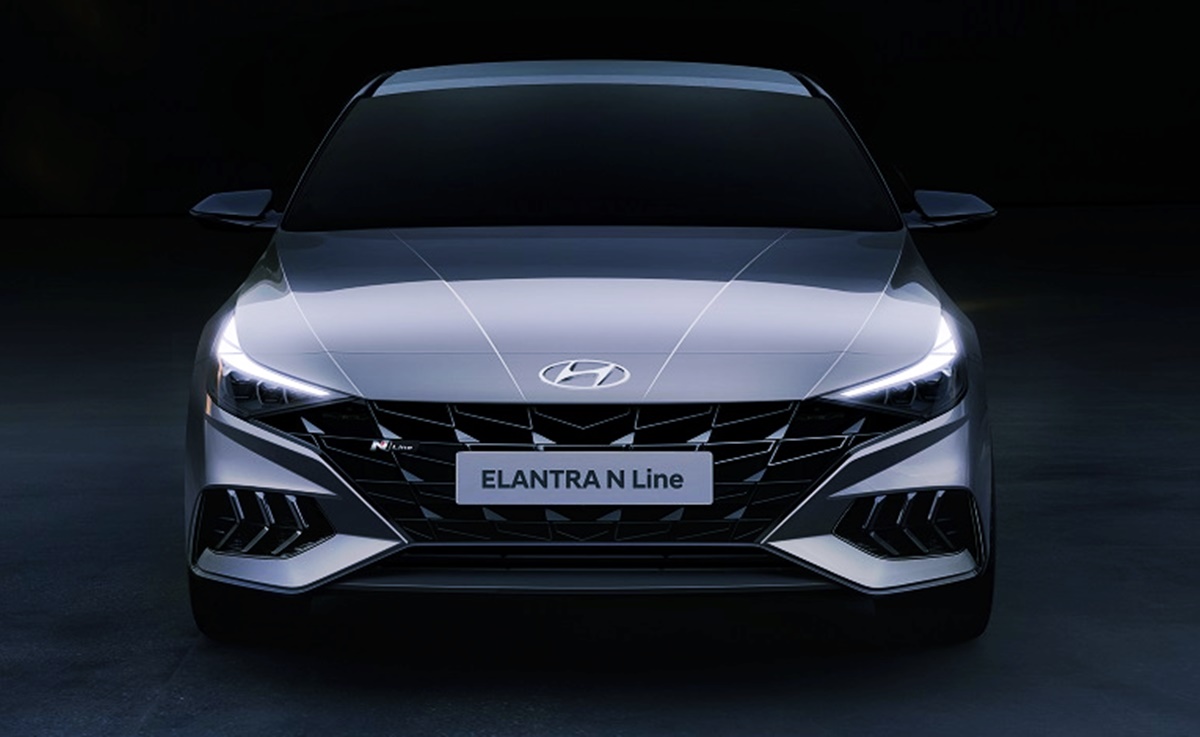 New 2023 Hyundai Elantra GT